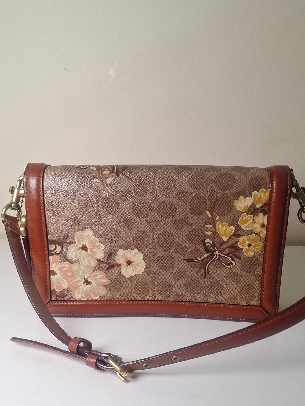 COACH Riley Signature Canvas Prairie Floral Print Crossbody - Picture 6 of 14